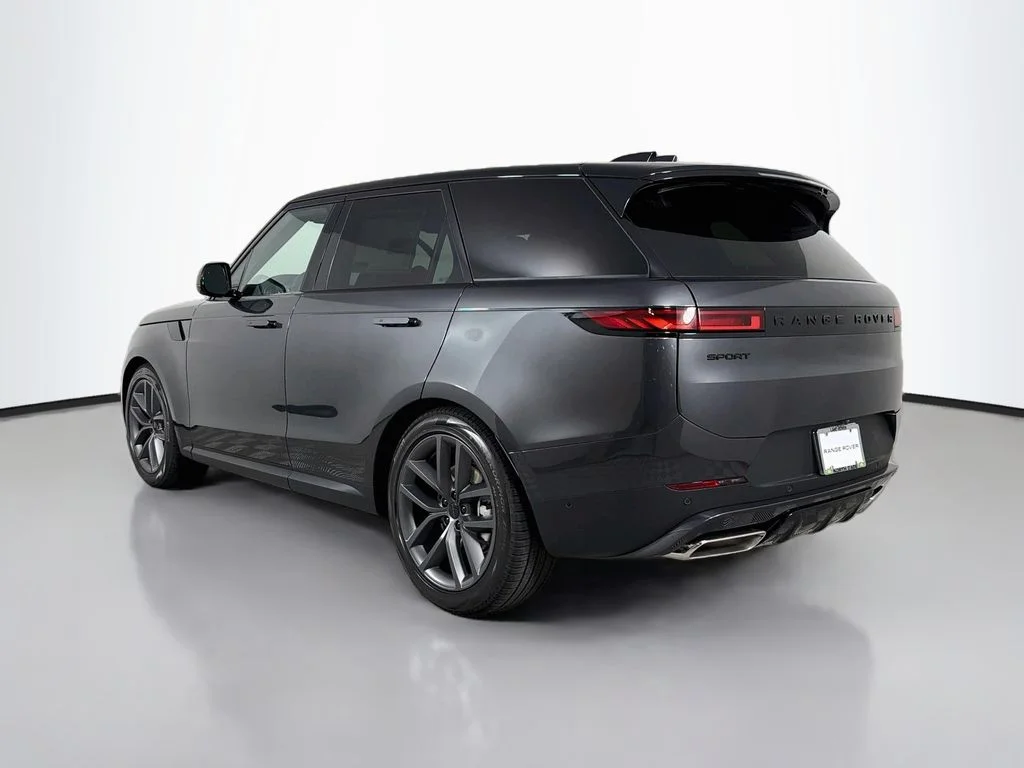 New 2027 Carpathian Grey Land Rover SE image 7