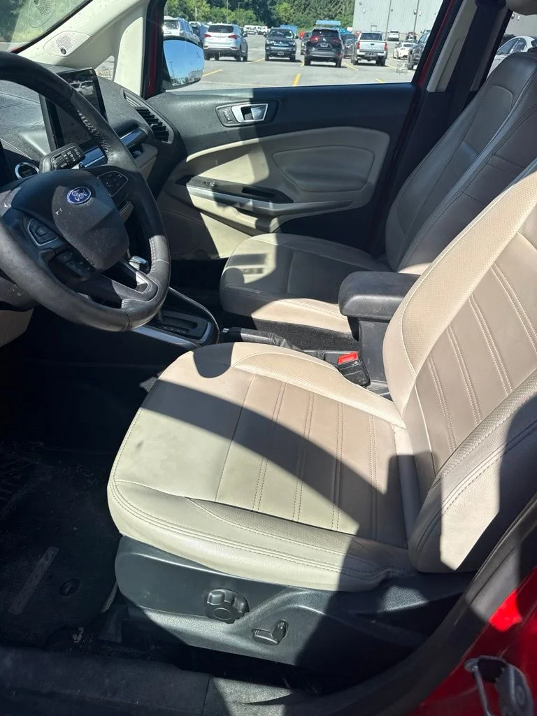 Used 2019 Red Ford Titanium image 11