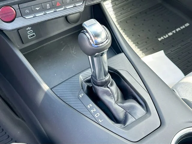 New 2025 Oxford White Ford EcoBoost image 11