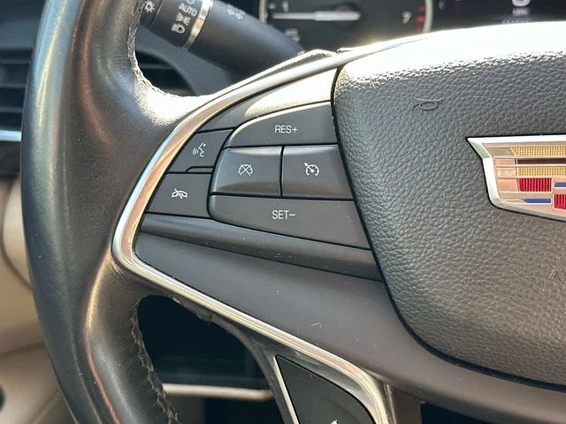 Used 2017 Gray Cadillac 3.6L image 21