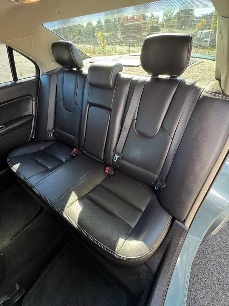 Used 2012 Steel Blue Metallic Ford SEL image 22