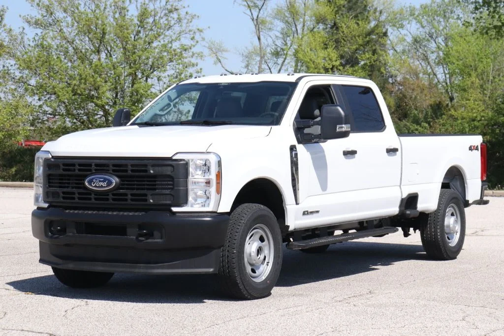 New 2026 White Ford XL image 5