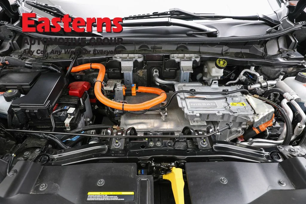 Used 2023 Black Nissan ENGAGE e-4ORCE image 7