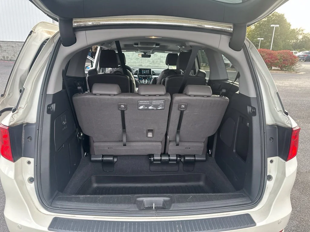 Used 2019 White Diamond Pearl Honda Elite image 12
