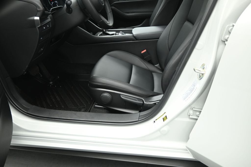 Certified Used 2026 White Mazda 2.5 S Select Sport image 11