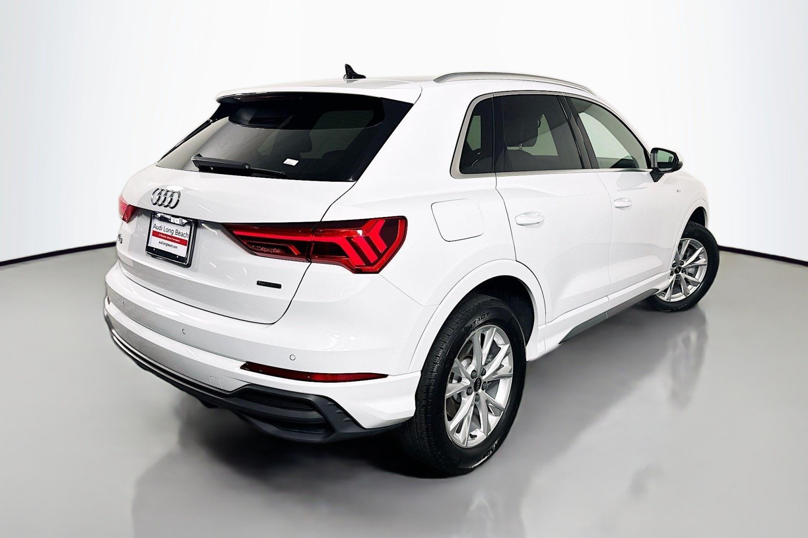 Used 2023 Glacier White Metallic Audi S line Premium image 13
