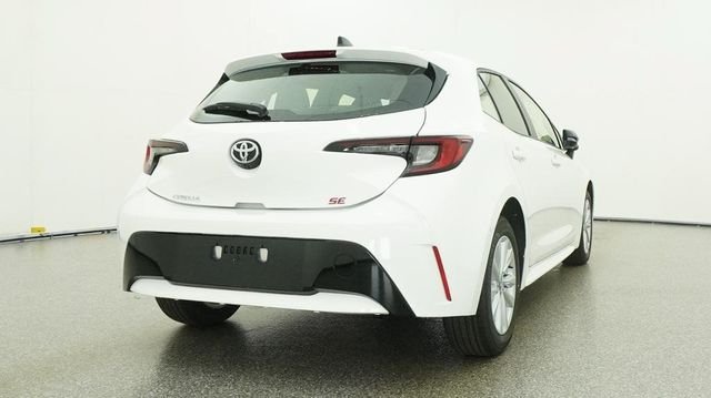 New 2027 Ice Cap Toyota SE image 21