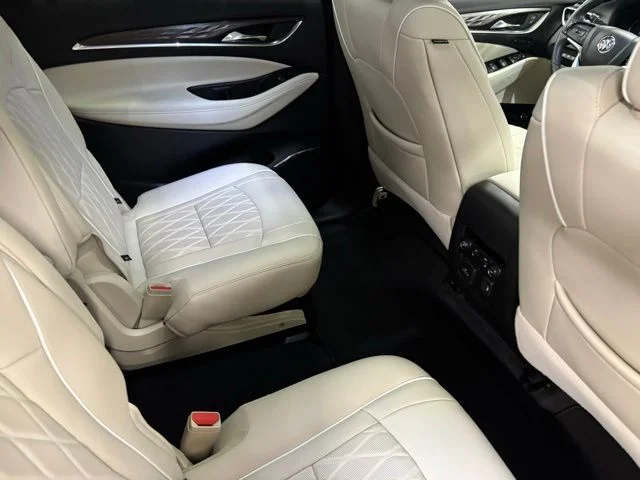 Used 2024 Green Buick Avenir image 18