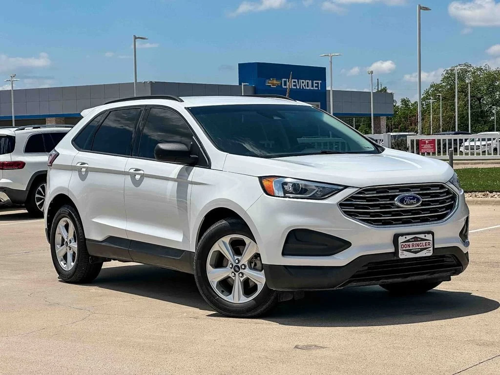 2020 Ford Edge SE's photo