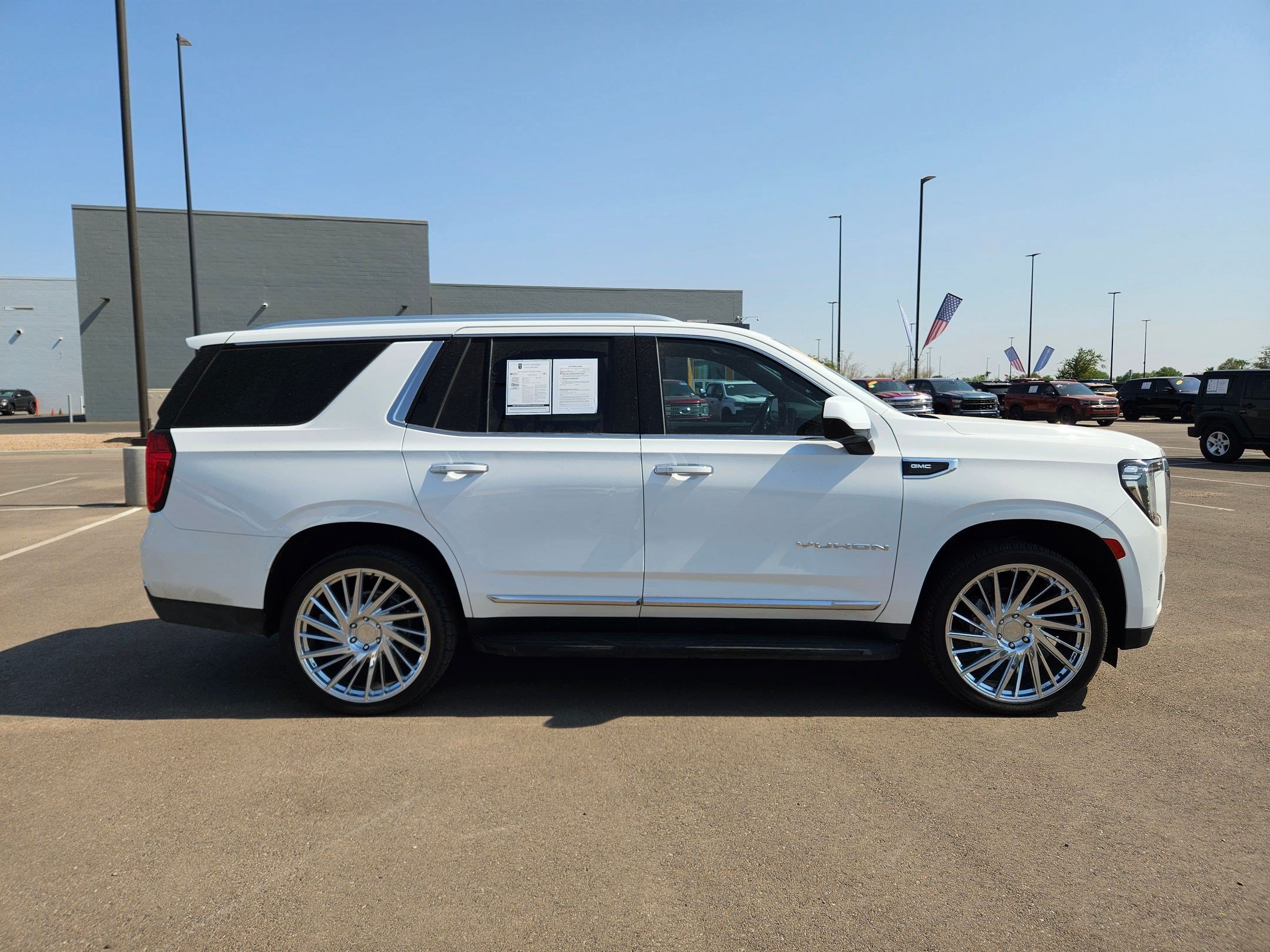 Used 2023 SUMMIT WHITE GMC SLT image 6