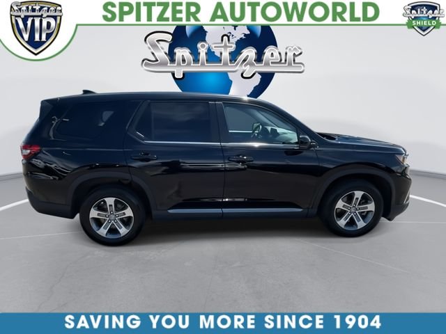 Used 2023  Honda EX-L image 2