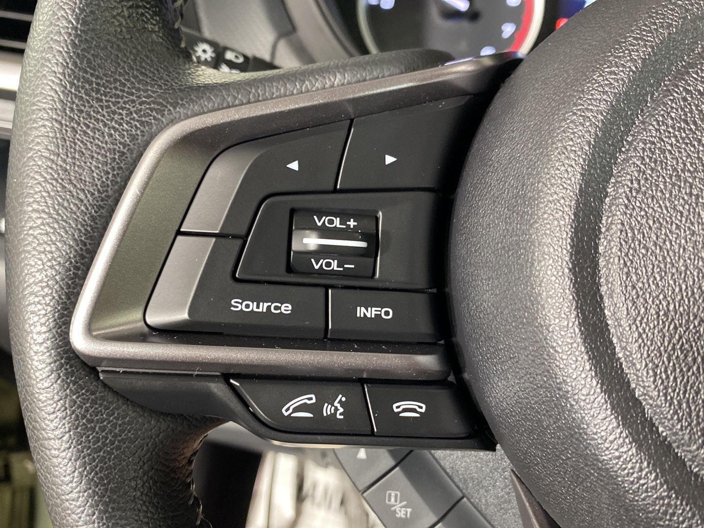Used 2020 Jasper Green Metallic Subaru Limited image 28