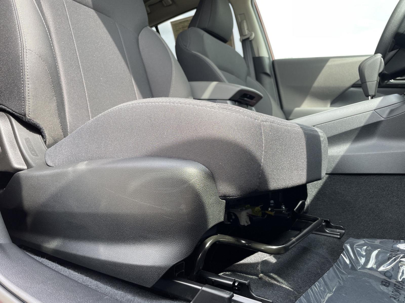 Certified Used 2025 Sun Blaze Pearl Subaru Premium image 7