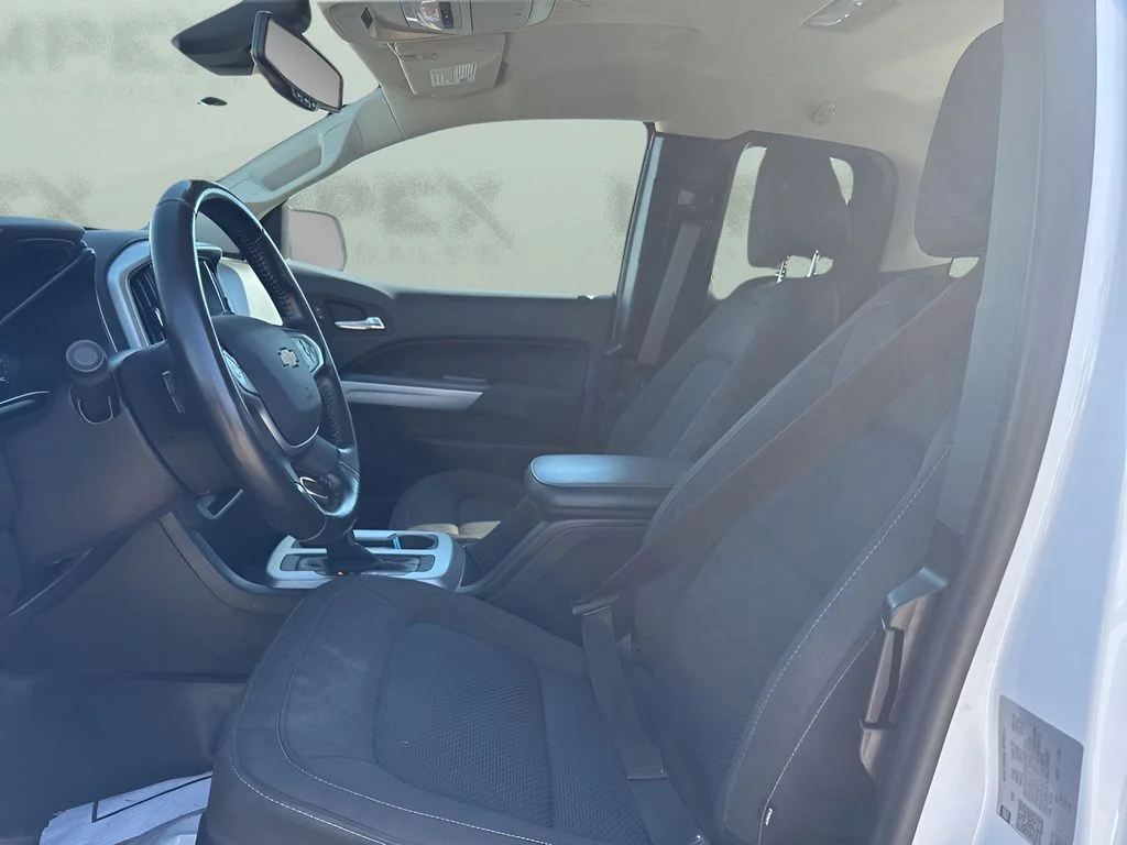Used 2022 White Chevrolet LT image 7