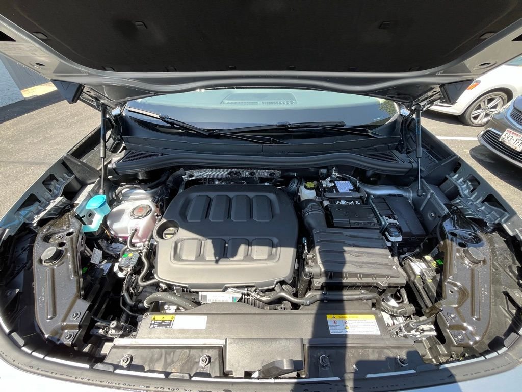 New 2026 Silver Volkswagen 2.0T SE image 28