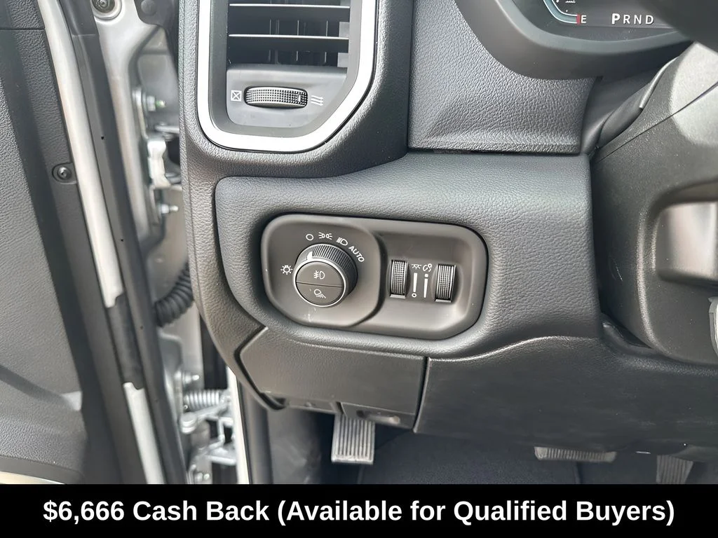 New 2026 Silver-Zynith Exterior Paint RAM Laramie image 29