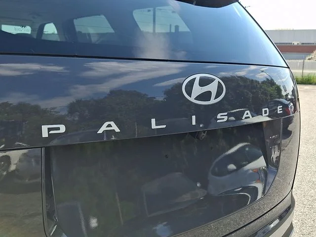 New 2027 Gray Hyundai Calligraphy image 15