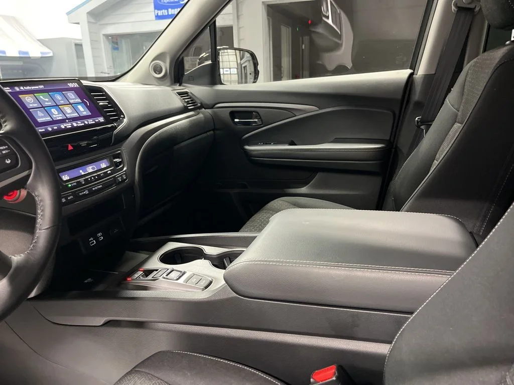 2024 Honda Ridgeline Sport - Photo 16