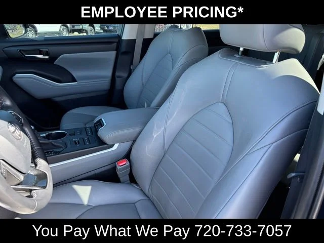 Used 2020 Blue Toyota XLE image 11