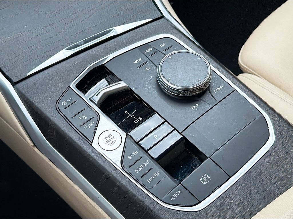 Used 2024 Jet Black BMW 330i image 14