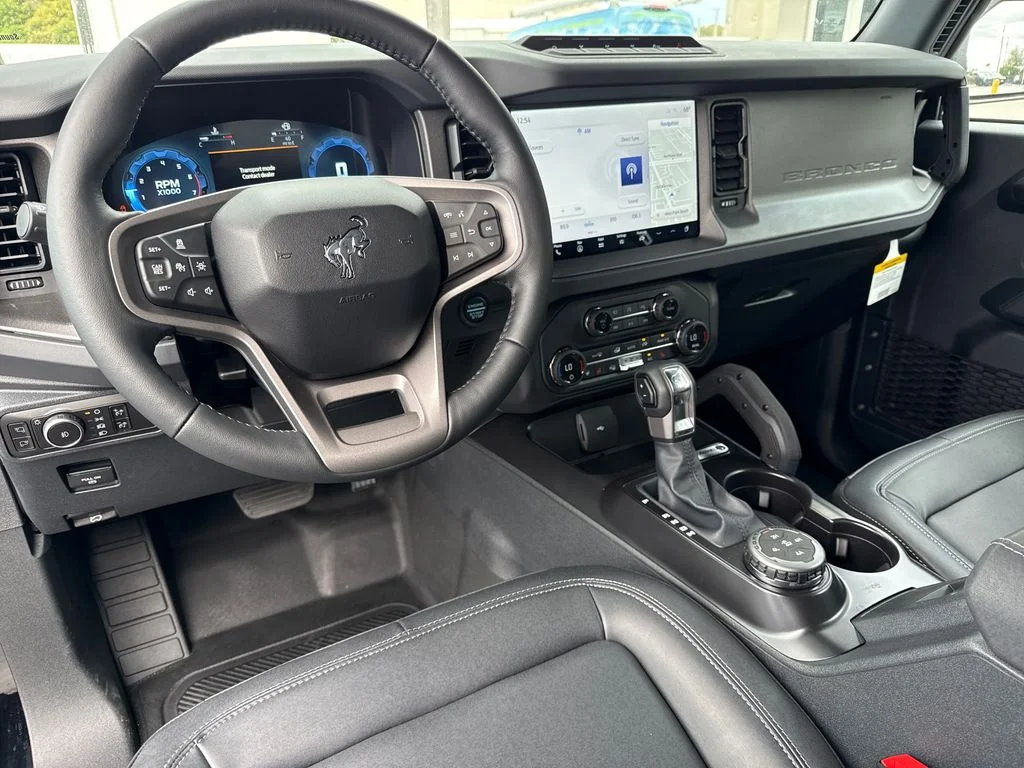 New 2025 Black Ford Badlands image 5