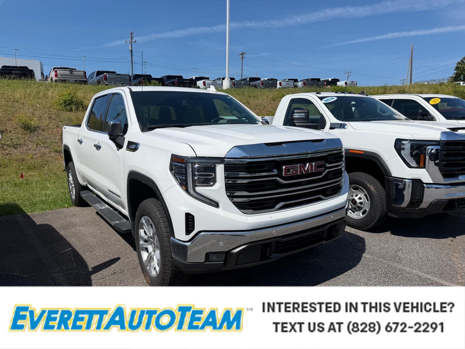 2023 GMC Sierra 4WD Crew Cab Short Box SLT's photo