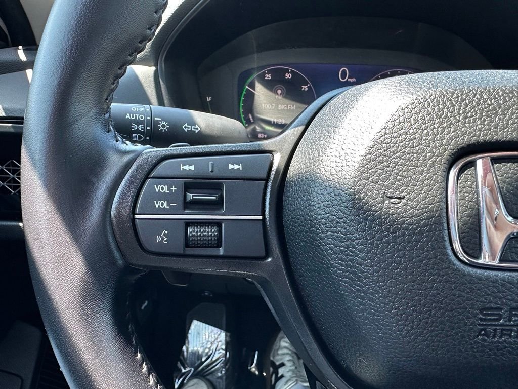 Used 2024 Gray Honda EX-L image 30