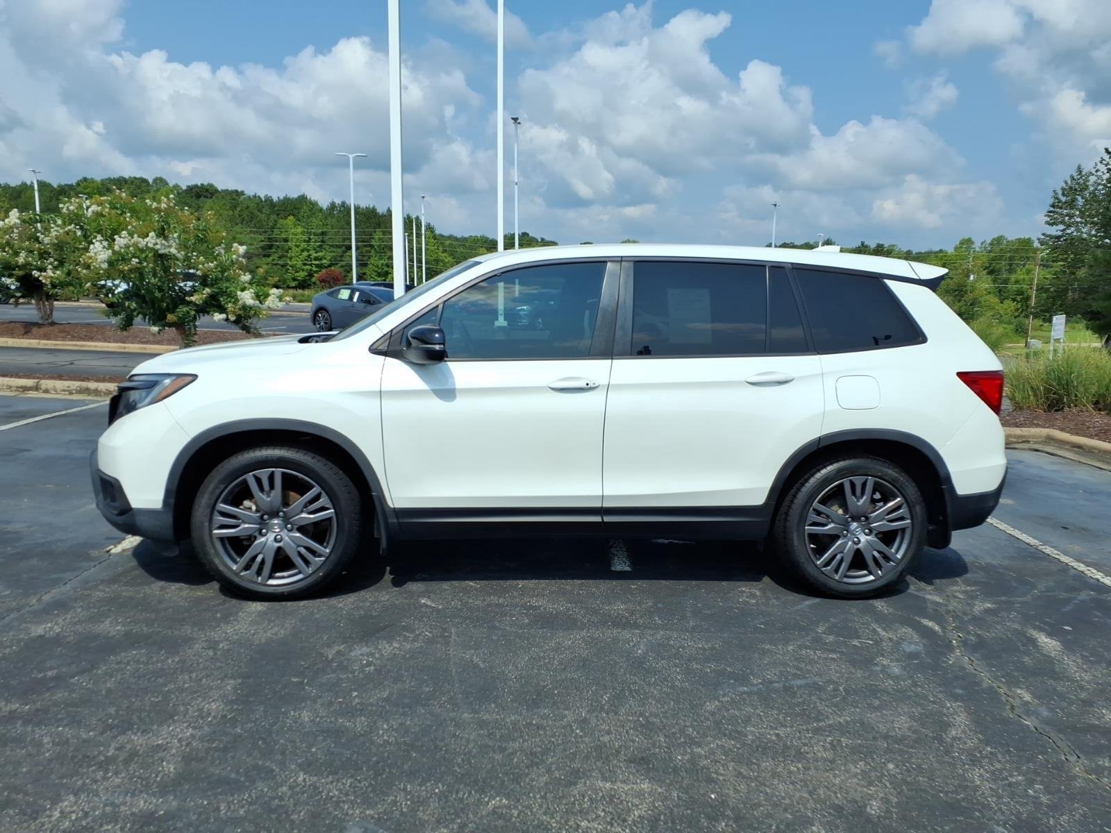 Used 2021 Platinum White Pearl Honda EX-L image 3