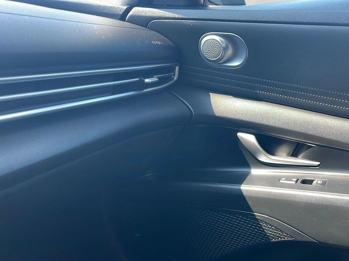 Used 2023 Onyx Black Hyundai SEL image 25