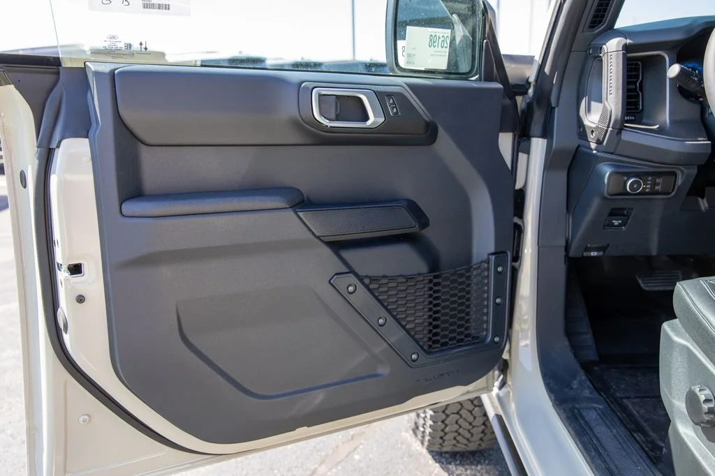 New 2026 Desert Sand Ford Badlands® image 31