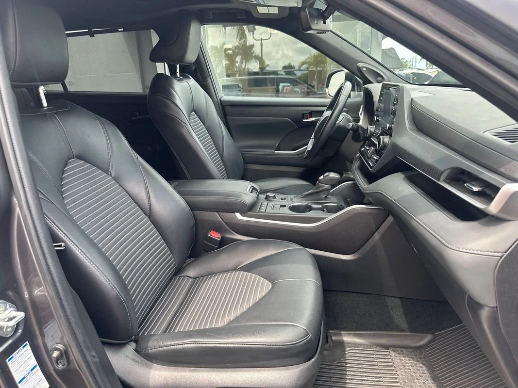 Used 2022 Gray Toyota XSE image 35