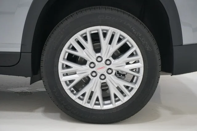 New 2026 Sterling Metallic GMC Elevation image 10