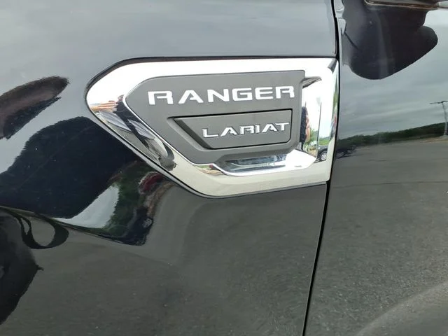 Used 2019 Black Ford Lariat image 7