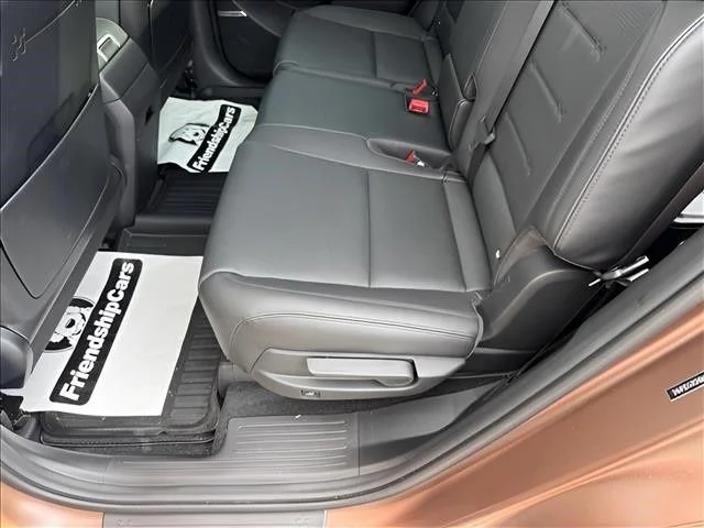 Used 2025 Brown Hyundai Limited image 12
