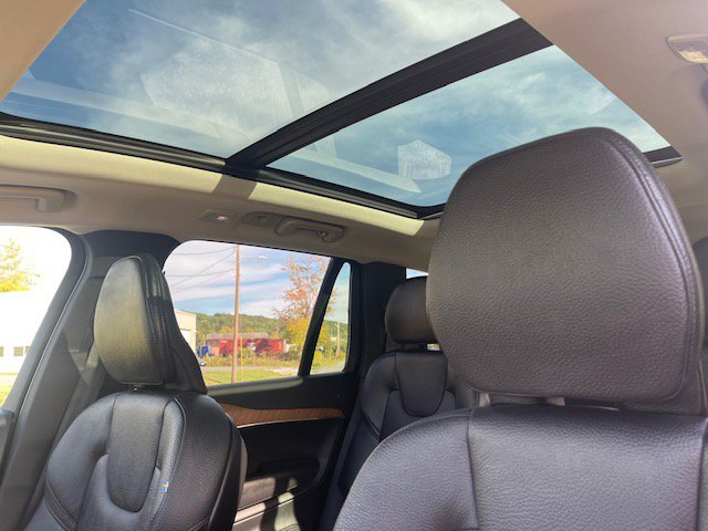 Used 2025 Black Volvo Plus image 20
