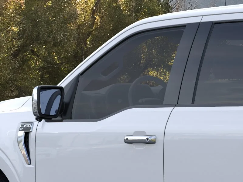 New 2026 Oxford White Ford XLT image 43