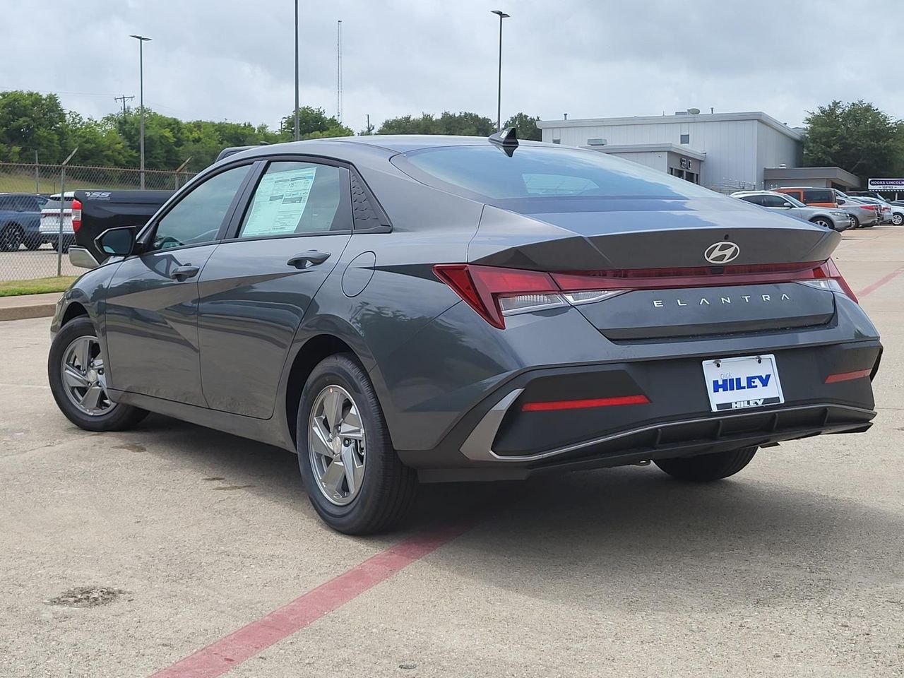 New 2026 Ecotronic Gray Hyundai SE image 3