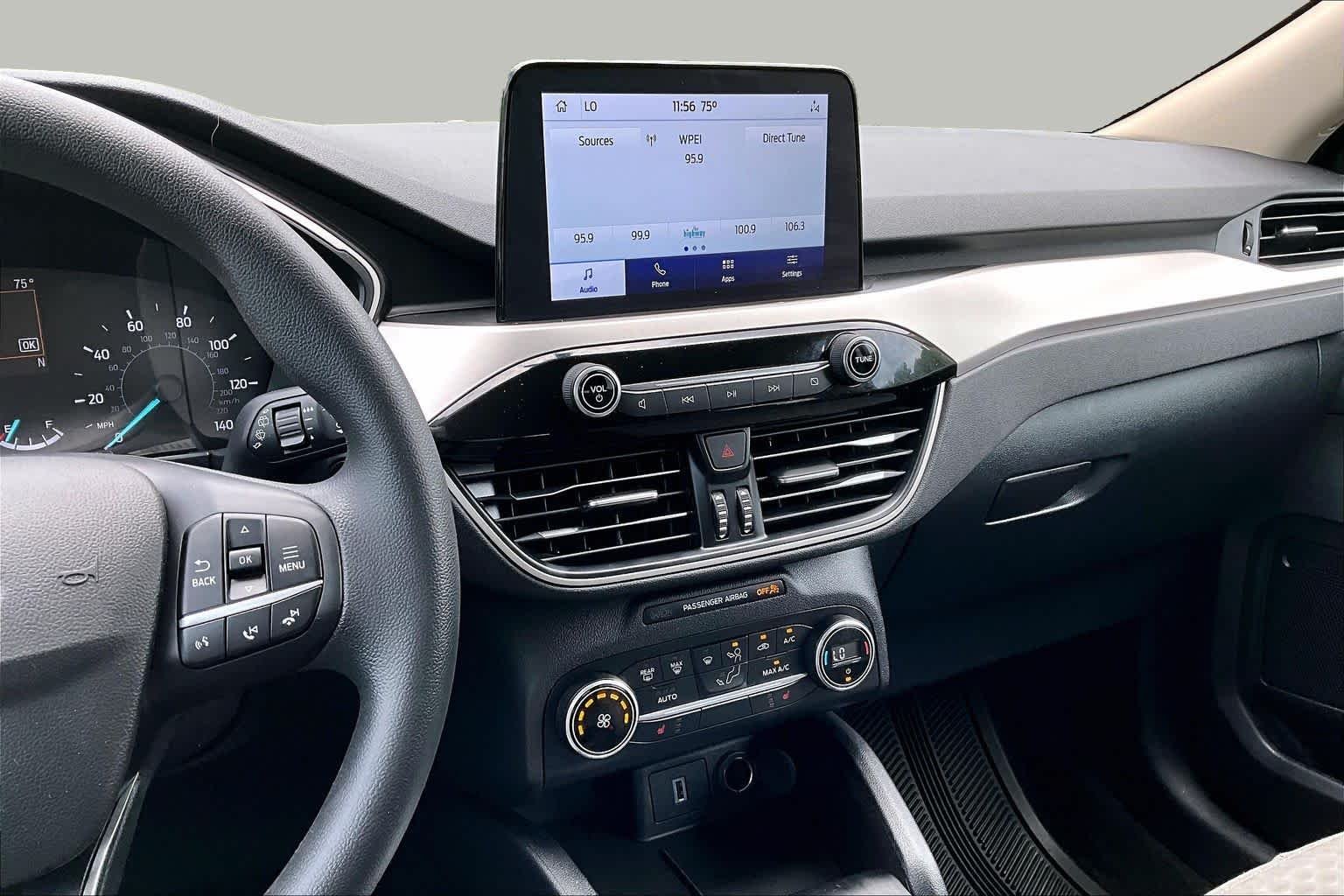 Used 2020 Magnetic Ford SE image 7