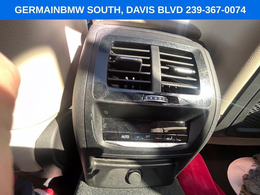 Used 2019 Alpine White BMW M40i image 23
