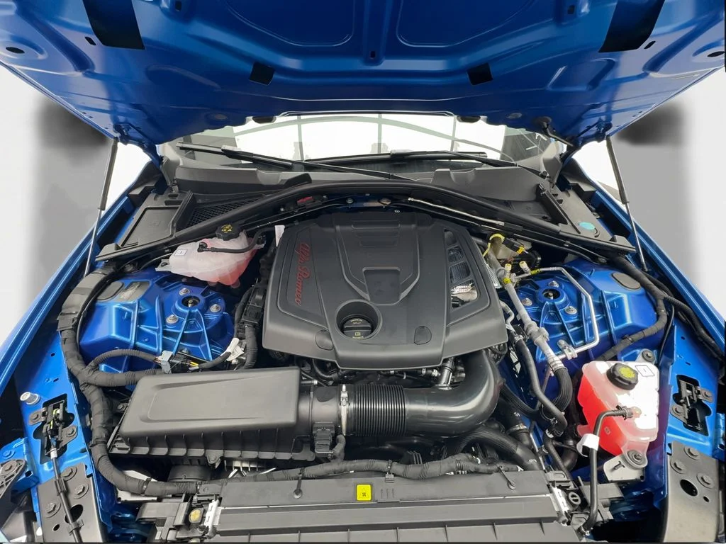 New 2026 Blue Alfa Romeo Base image 18