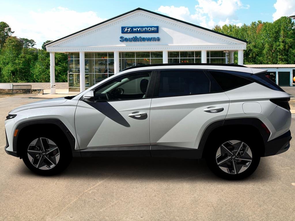 New 2026 White Hyundai SEL Convenience image 3