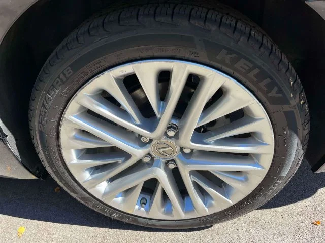 Used 2013 Obsidian Black Lexus 350 image 11