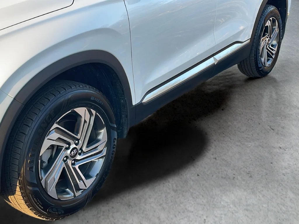 Used 2022 Gray Hyundai SEL image 42