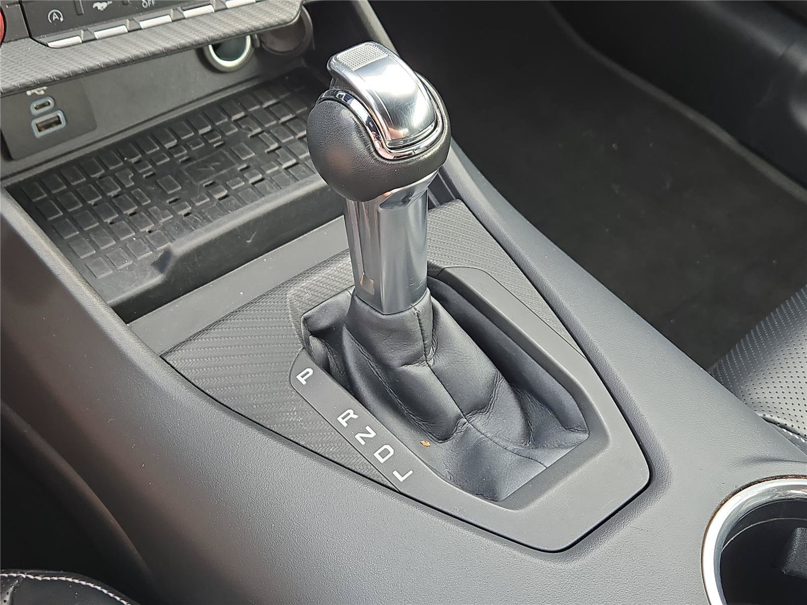2024 Ford Mustang EcoBoost - Photo 25