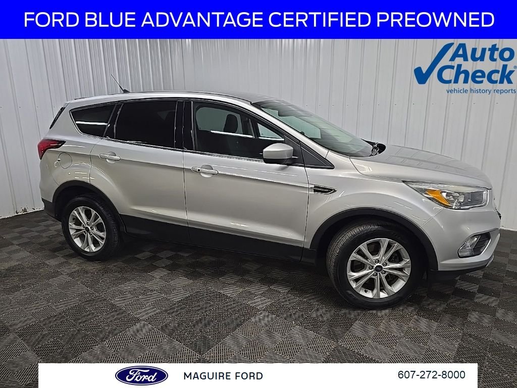 Used 2019 Silver Ford SE image 1
