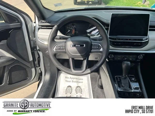 Used 2024 White Jeep Limited image 25