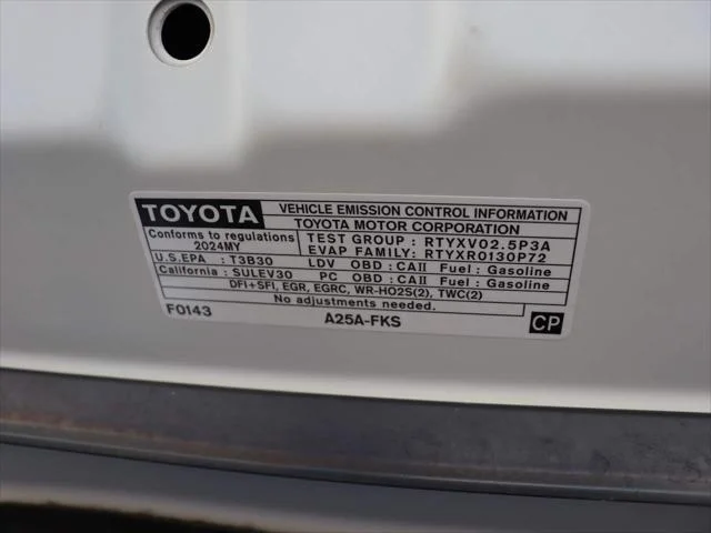 2024 Toyota Camry LE - Photo 7