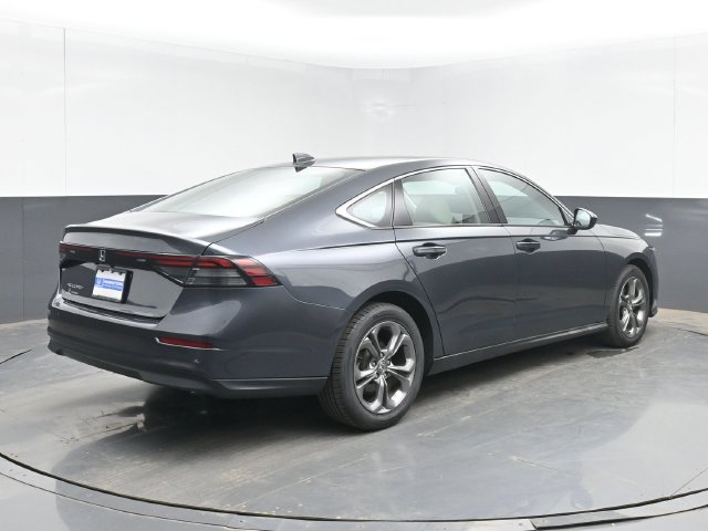 Used 2023 Gray Honda EX image 9