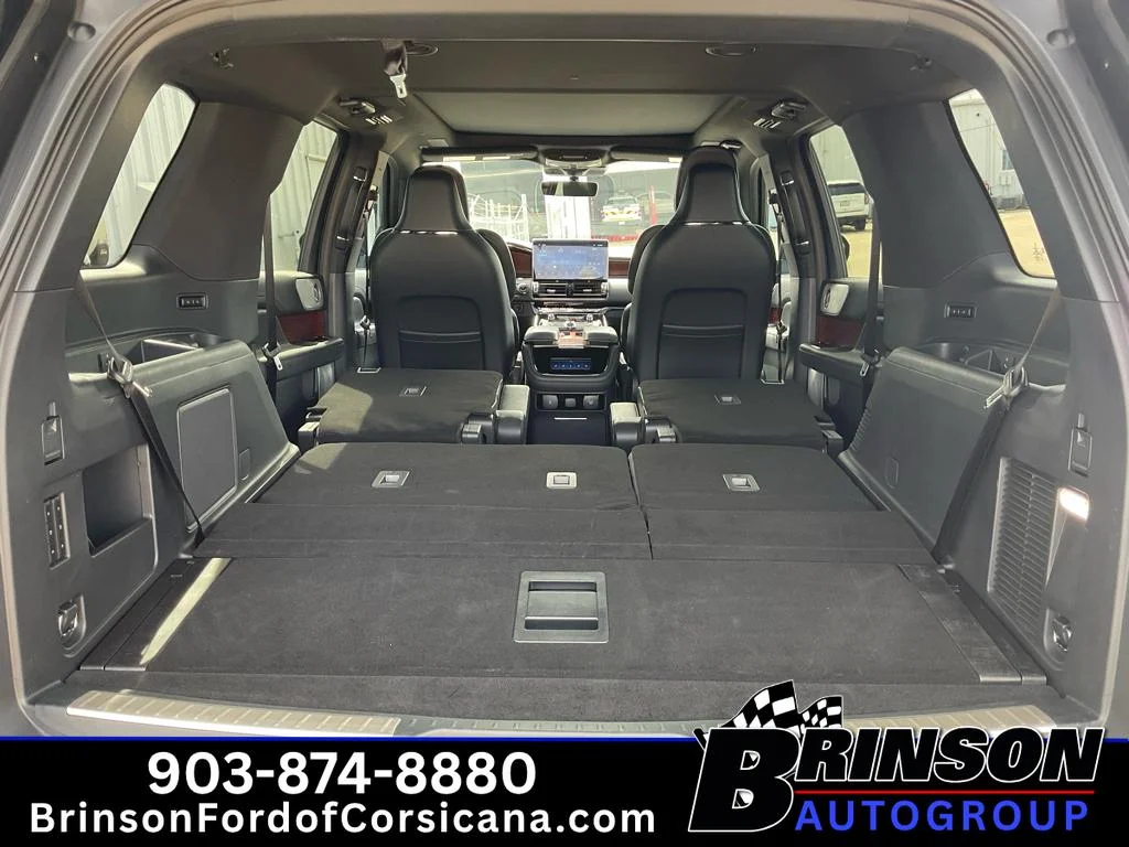 Used 2024 STARLIGHT GRAY METALLIC PC Lincoln Reserve image 11