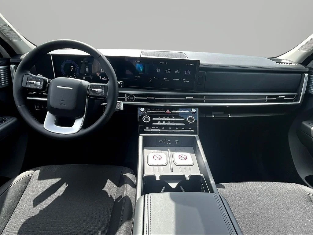 New 2026 White Hyundai SE image 5